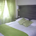 Logis-hotel & Restaurant Le Carnot Hotel 2*