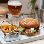 Logis-hotel & Restaurant Le Carnot Hotel 2*