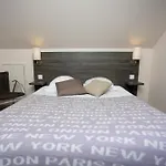 Hotel Logis-hotel & Restaurant Le Carnot Bolbec
