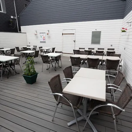 Hotel Logis-hotel & Restaurant Le Carnot
