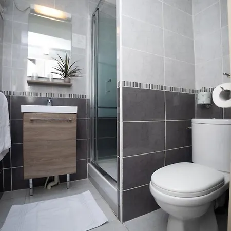 Hotel Le Carnot Bolbec