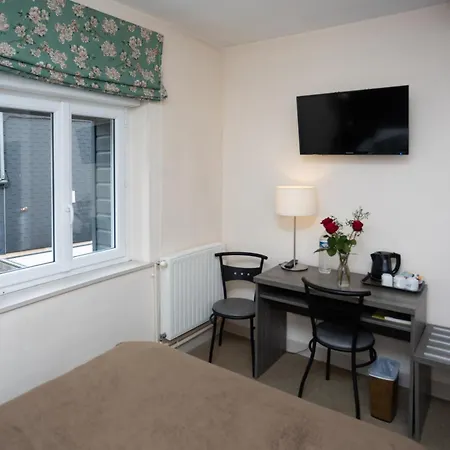 Logis-hotel & Restaurant Le Carnot 2*