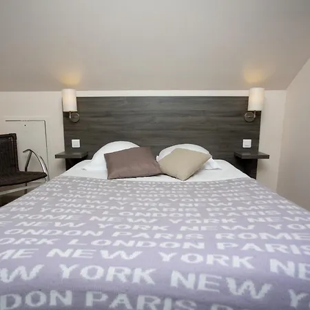 Hotel Logis-hotel & Restaurant Le Carnot Bolbec