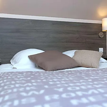 Logis-hotel & Restaurant Le Carnot Отель Больбек