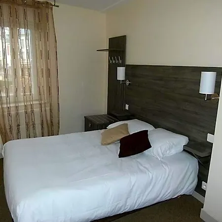 Logis-hotel & Restaurant Le Carnot Больбек