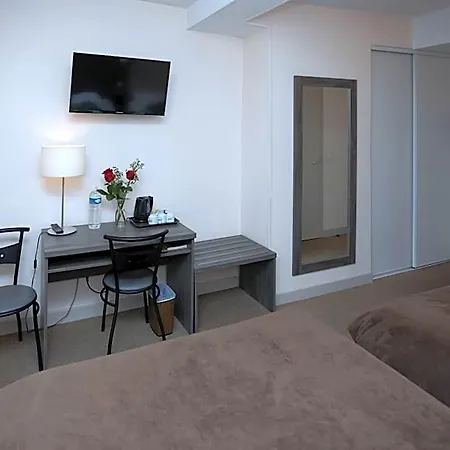 Logis-hotel & Restaurant Le Carnot Отель