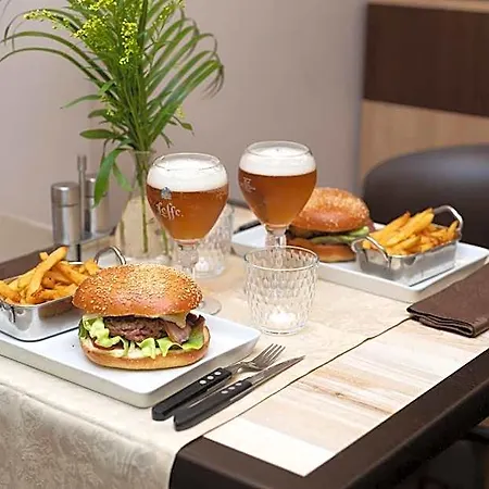 Отель Logis-hotel & Restaurant Le Carnot