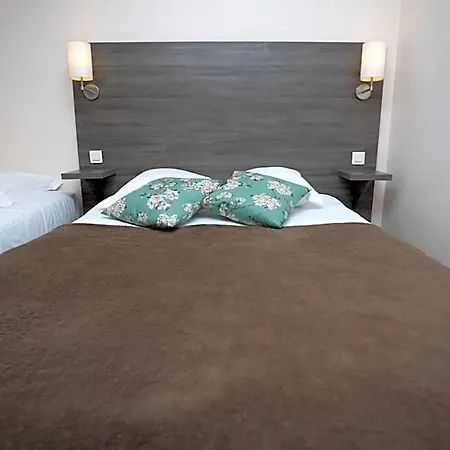 Logis-hotel & Restaurant Le Carnot Отель Больбек