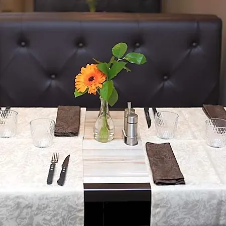 Logis-hotel & Restaurant Le Carnot 2* Больбек