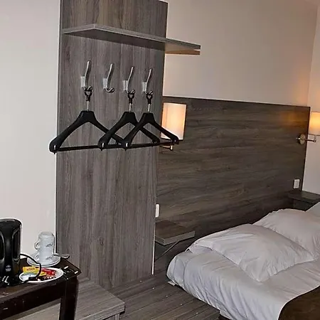 Logis-hotel & Restaurant Le Carnot Отель 2*