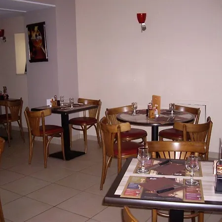 ホテル Logis-hotel & Restaurant Le Carnot ボルベック